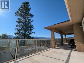 2306 Quail Run Drive. Kelowna, British Columbia