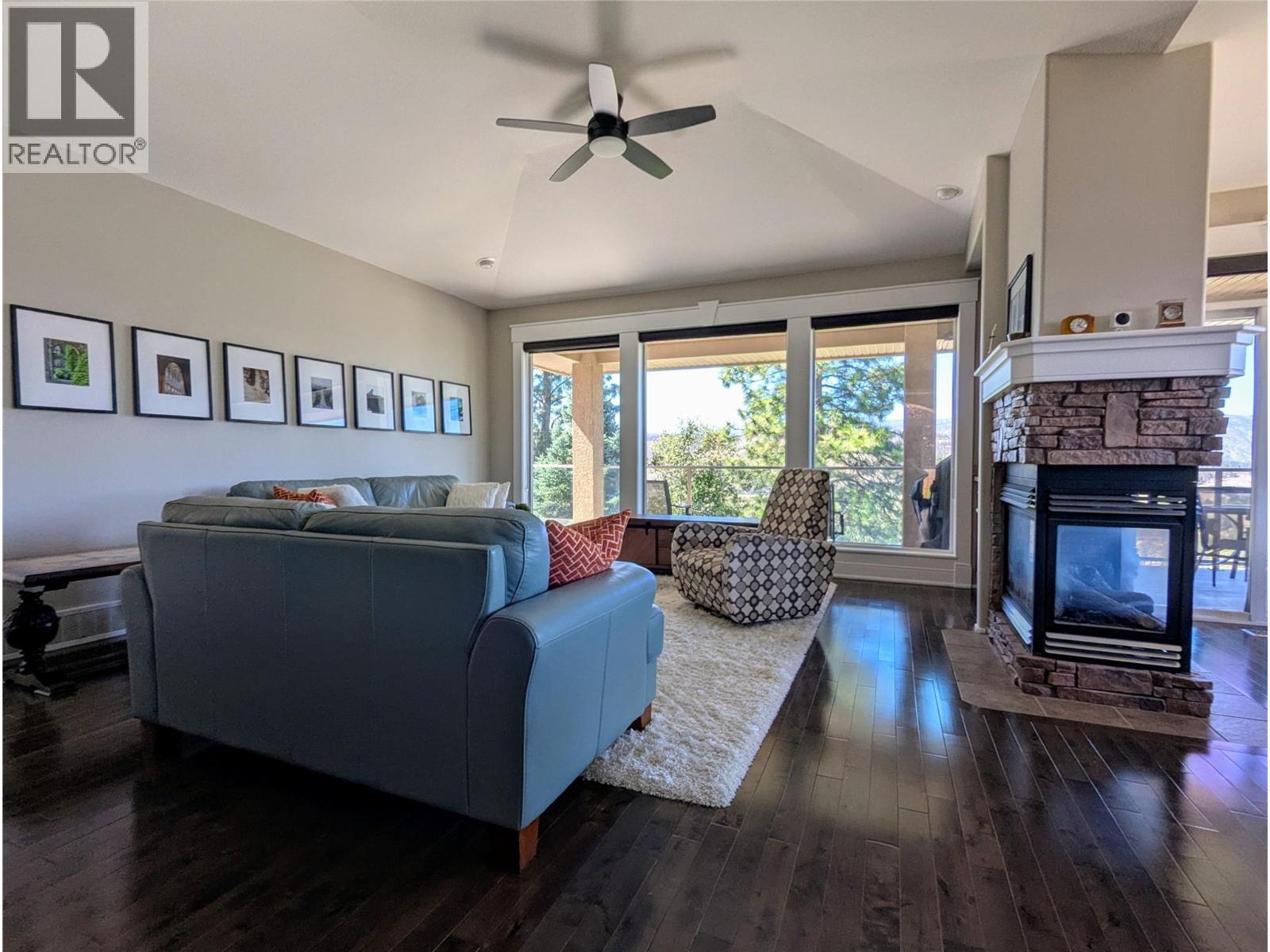 2306 Quail Run Drive. Kelowna, British Columbia