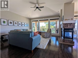 2306 Quail Run Drive. Kelowna, British Columbia