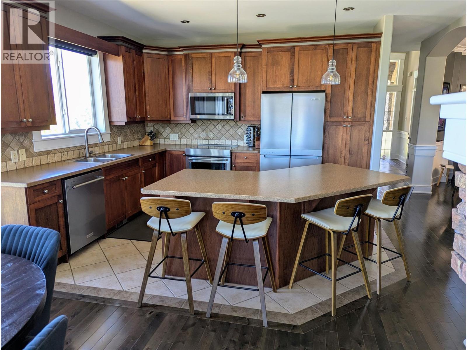 2306 Quail Run Drive. Kelowna, British Columbia