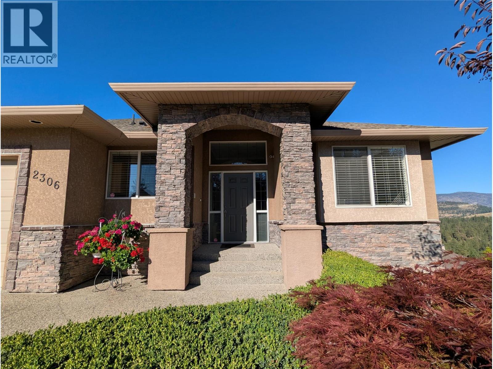 2306 Quail Run Drive. Kelowna, British Columbia