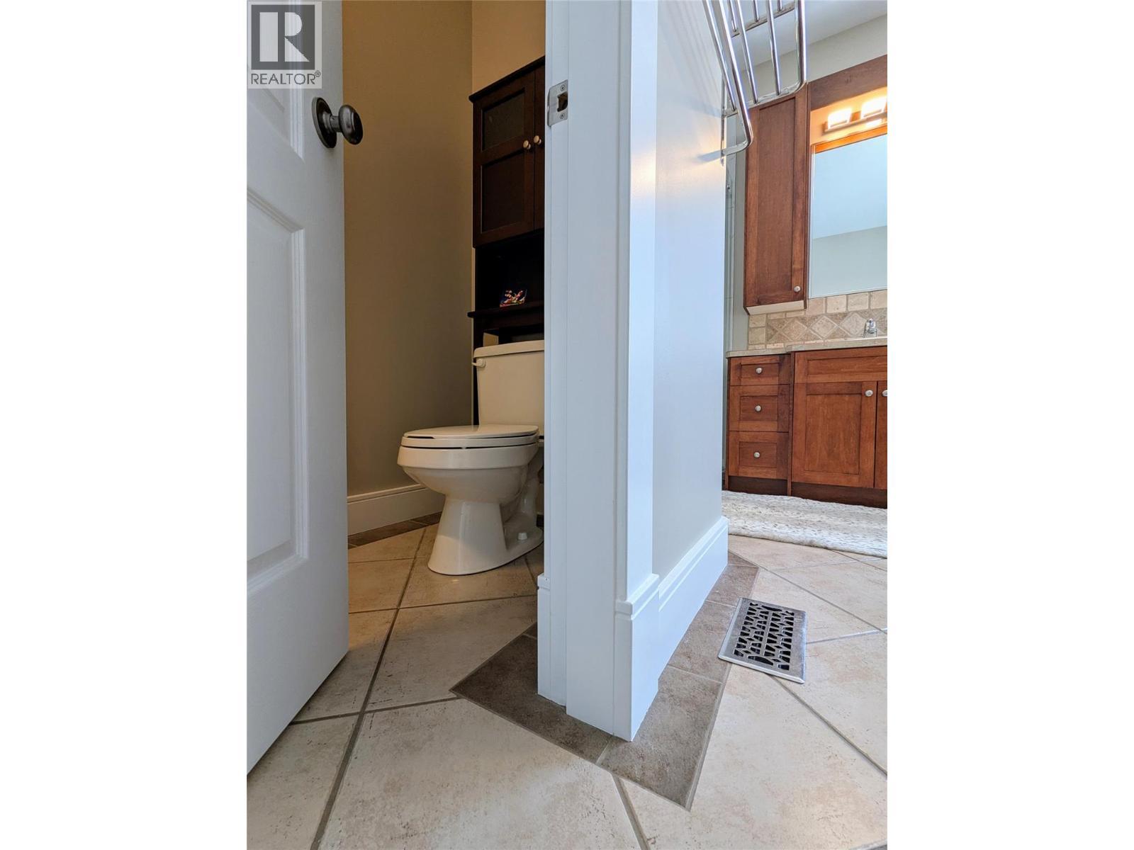 2306 Quail Run Drive. Kelowna, British Columbia