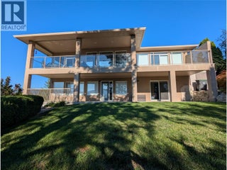 2306 Quail Run Drive. Kelowna, British Columbia
