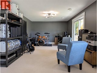 2306 Quail Run Drive. Kelowna, British Columbia