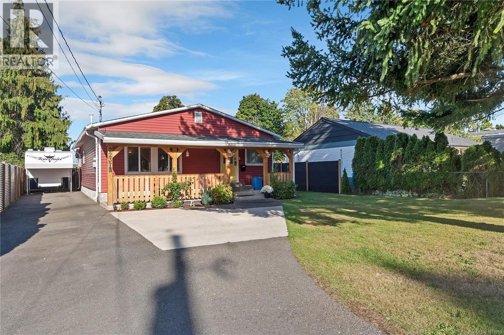 2237 Eardley Road, Campbell River