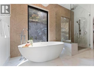 120 Sunset Boulevard. Vernon, British Columbia