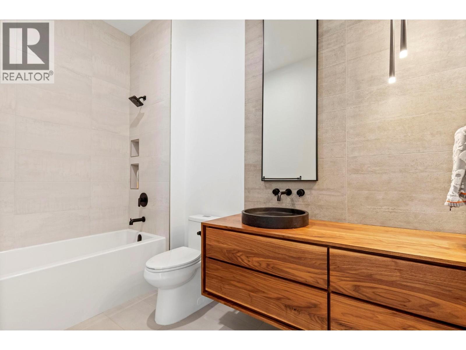 120 Sunset Boulevard. Vernon, British Columbia