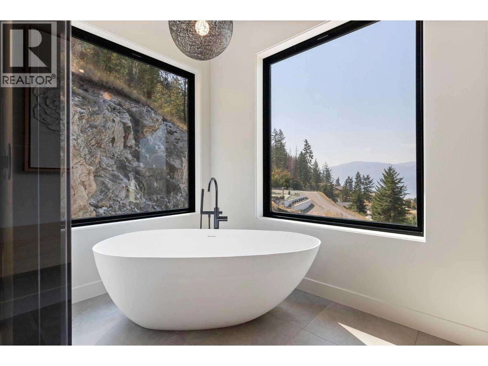 120 Sunset Boulevard. Vernon, British Columbia