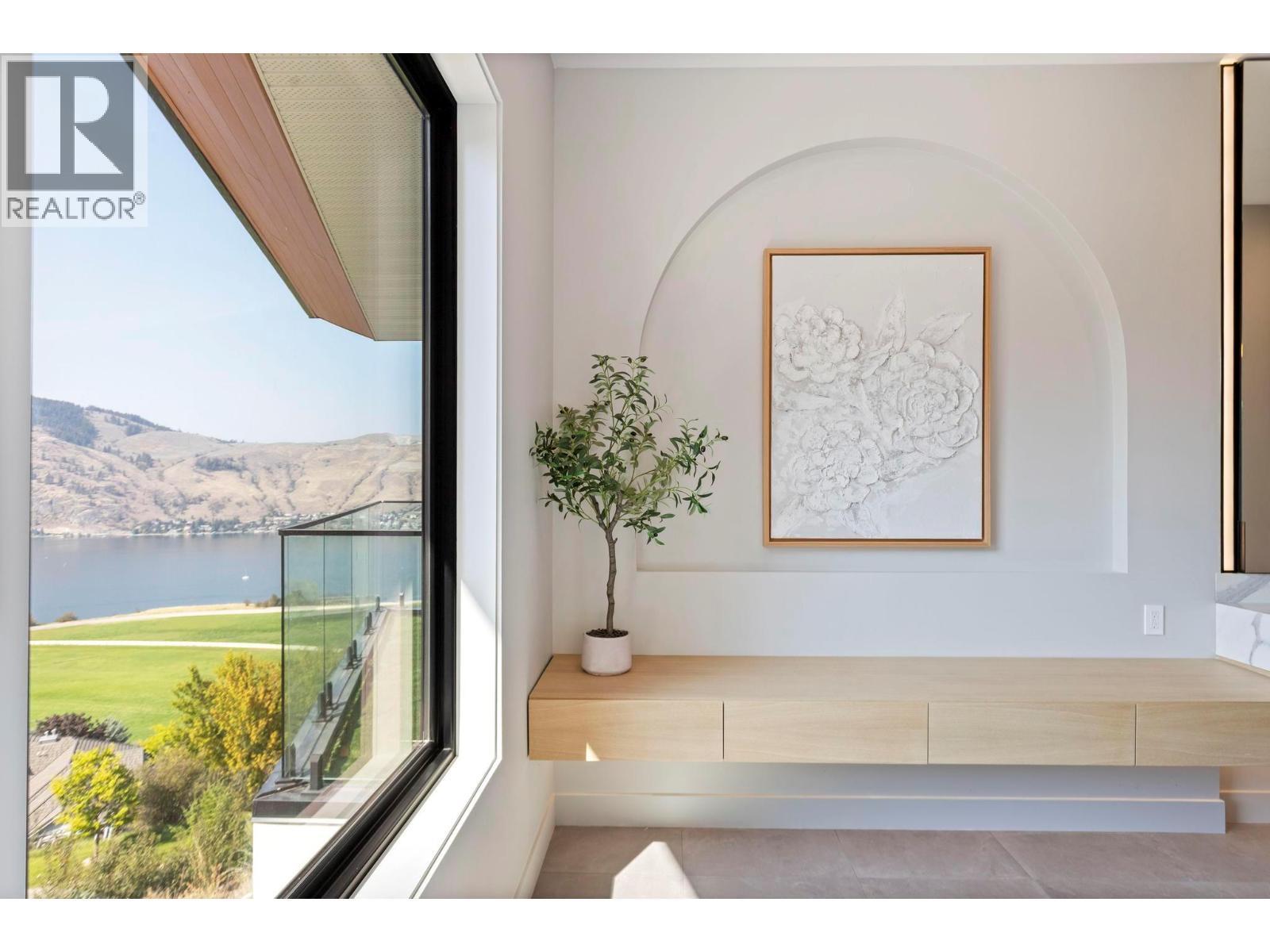 120 Sunset Boulevard. Vernon, British Columbia