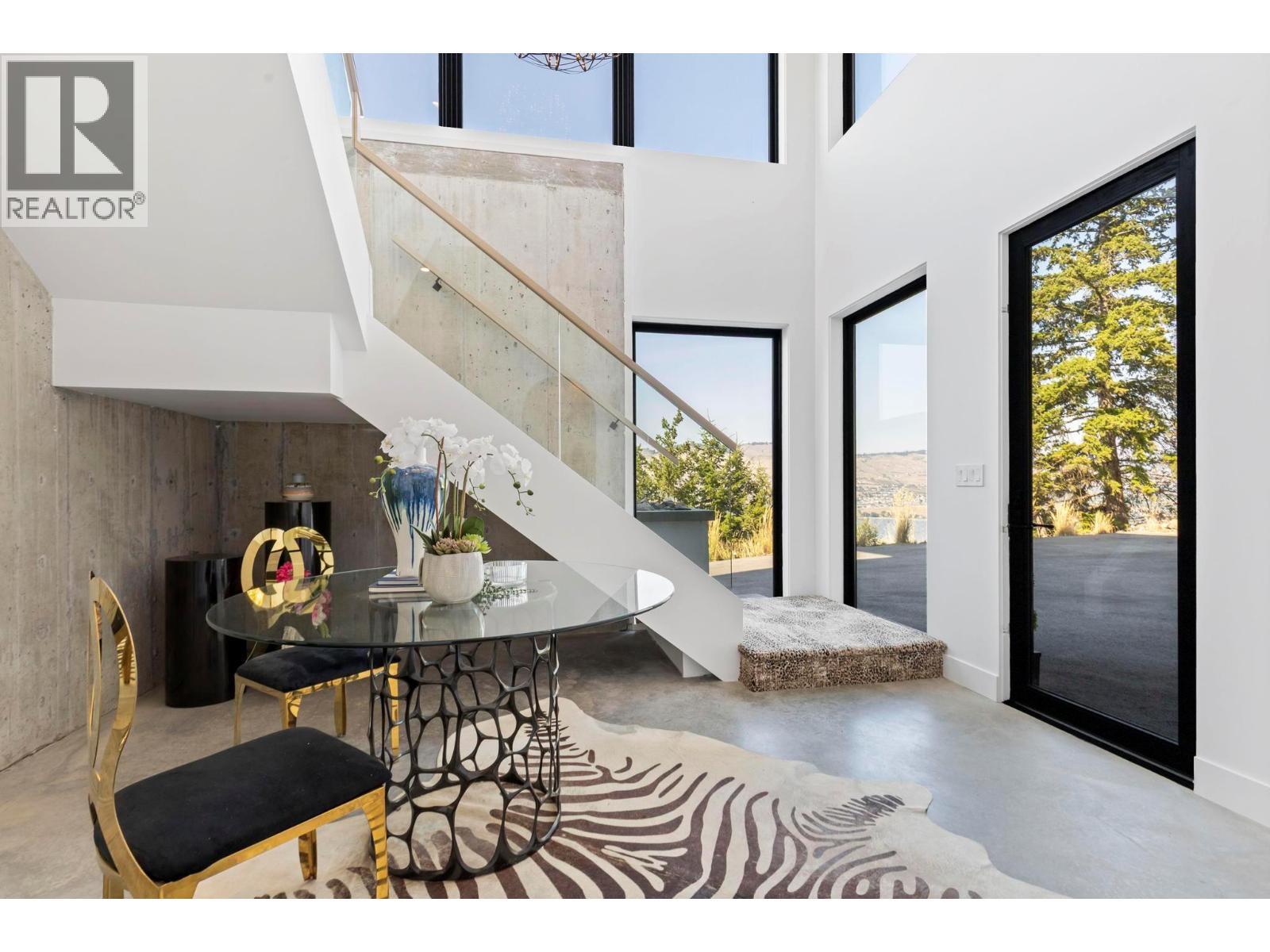 120 Sunset Boulevard. Vernon, British Columbia