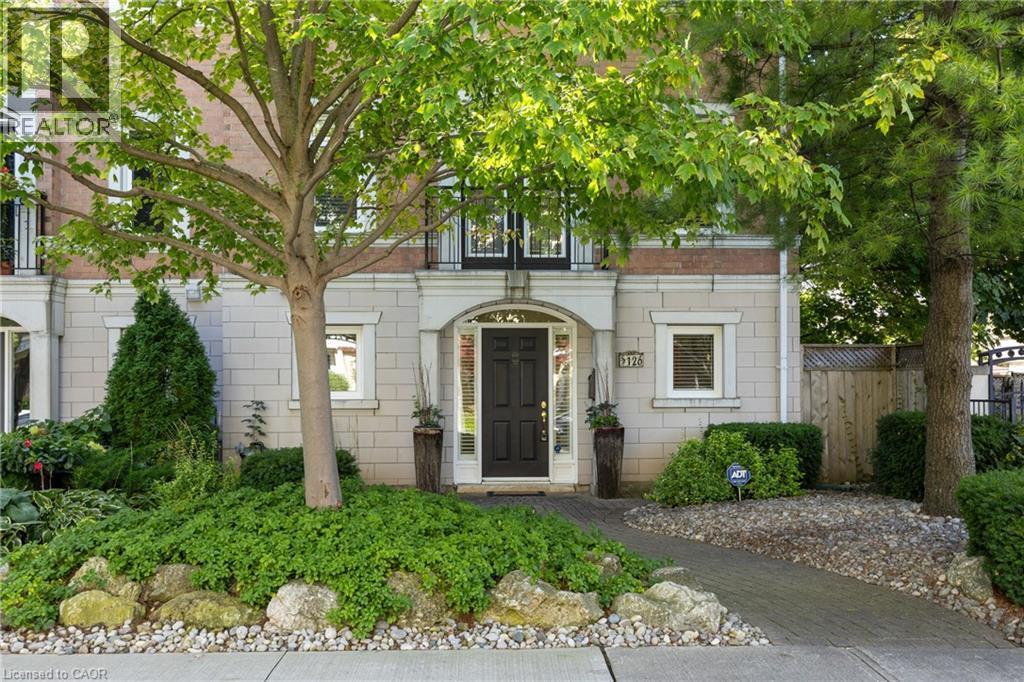 126 Brant Street, Oakville