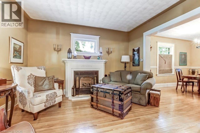 230 Graham Street, Woodstock