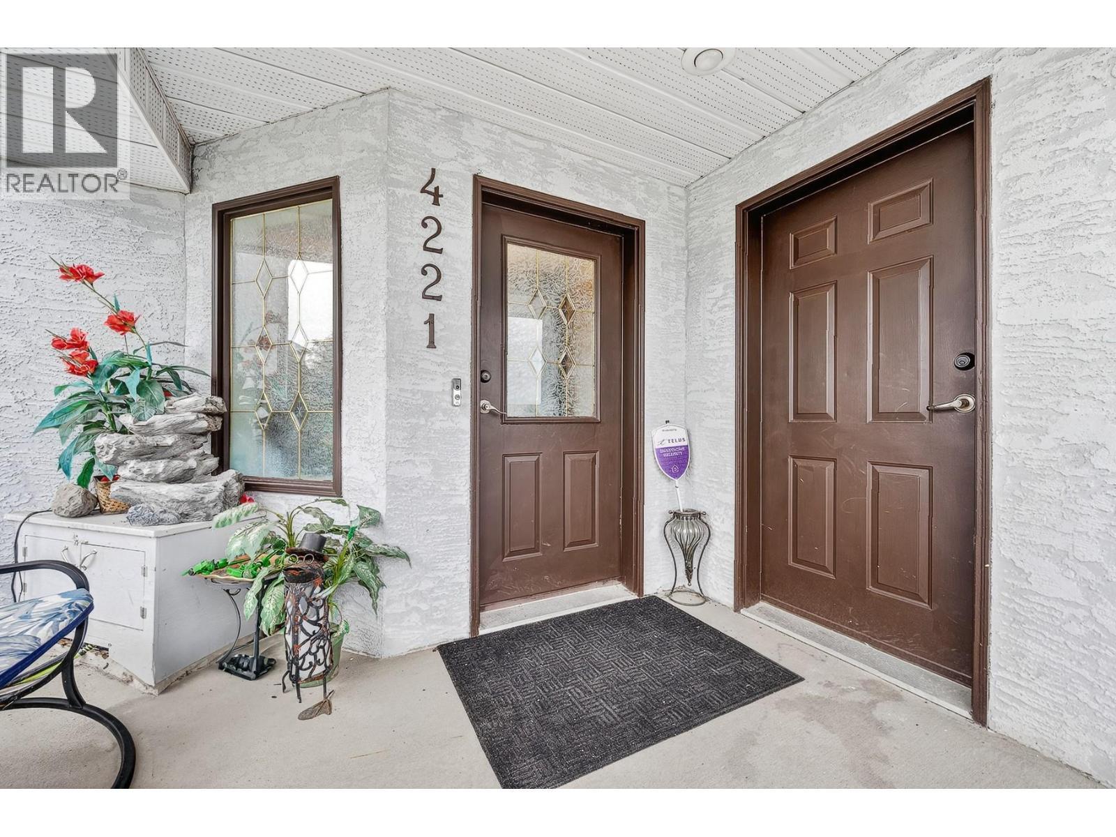 4221 Wellington Drive. Vernon, British Columbia