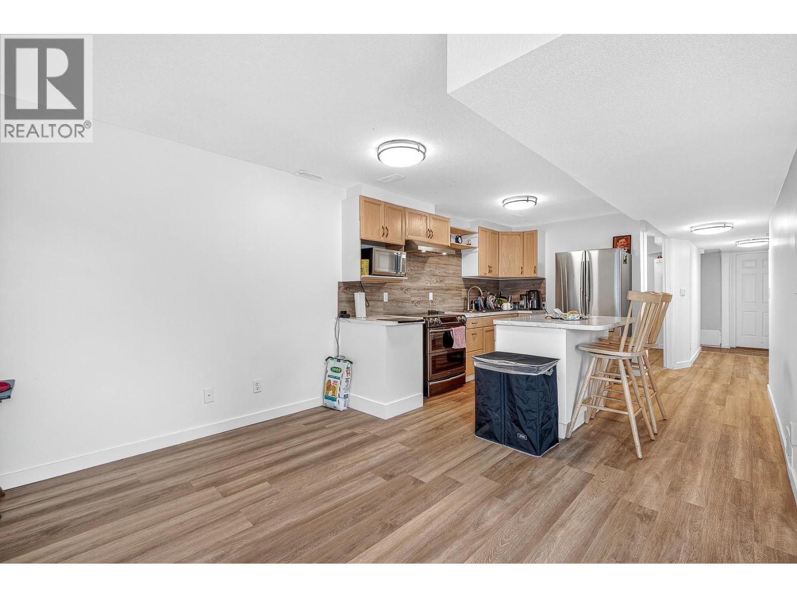 4221 Wellington Drive. Vernon, British Columbia