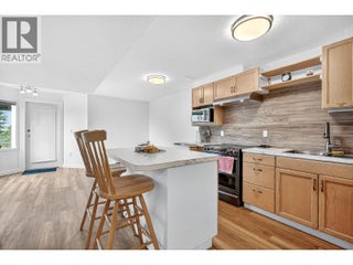 4221 Wellington Drive. Vernon, British Columbia