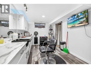 4221 Wellington Drive. Vernon, British Columbia