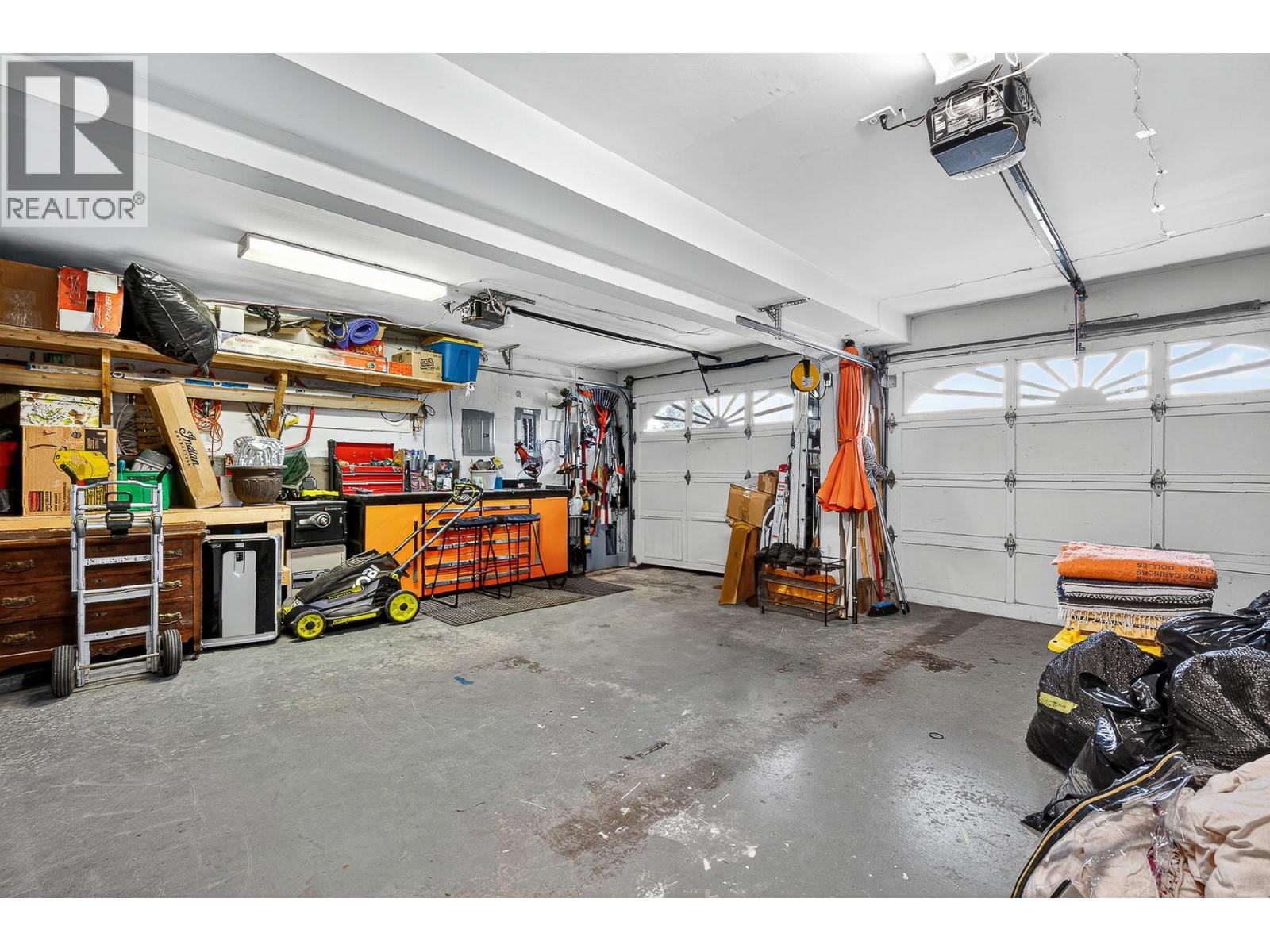 4221 Wellington Drive. Vernon, British Columbia