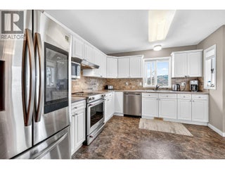 4221 Wellington Drive. Vernon, British Columbia