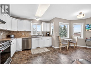 4221 Wellington Drive. Vernon, British Columbia