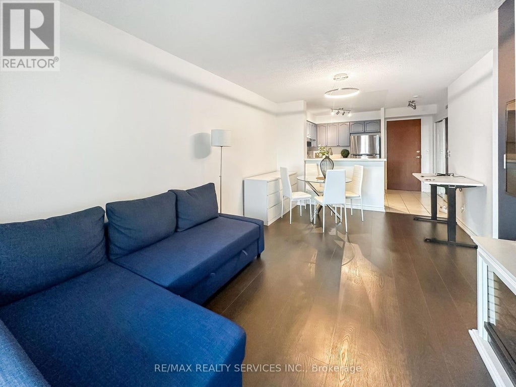 505 - 2545 Erin Centre Boulevard, Mississauga (central Erin Mills)