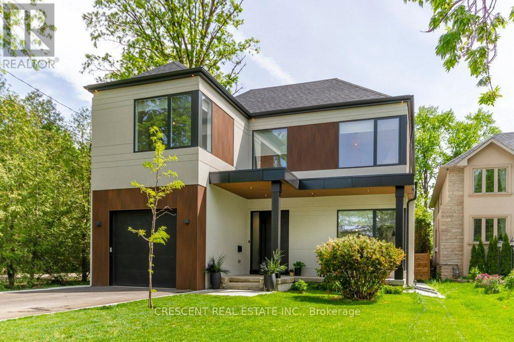 151 Shaver Avenue N, Toronto (islington-City Centre West)