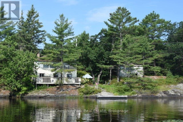 1 & 2 -1051 Wigwam Lodge Road, Gravenhurst (morrison)
