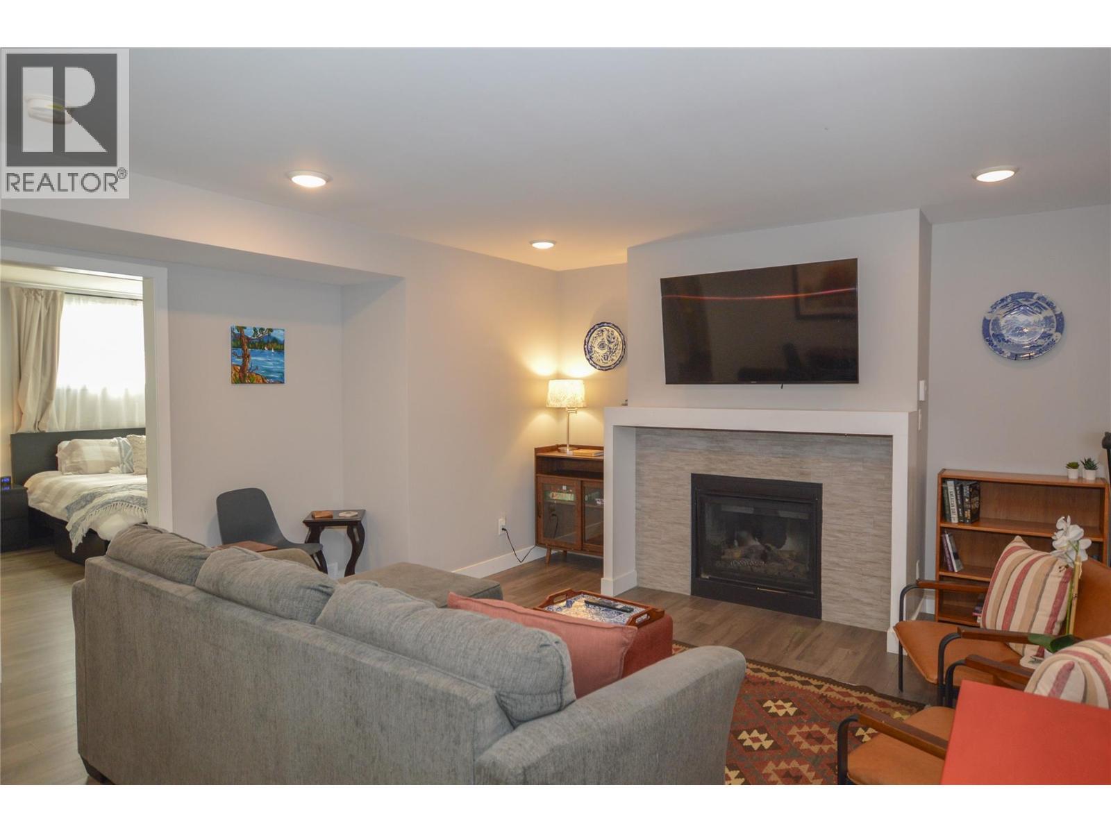 10126 Rand Street. Summerland, British Columbia