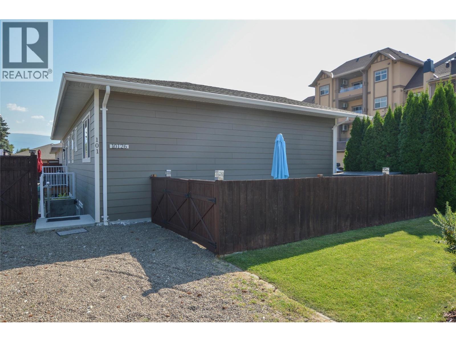 10126 Rand Street. Summerland, British Columbia