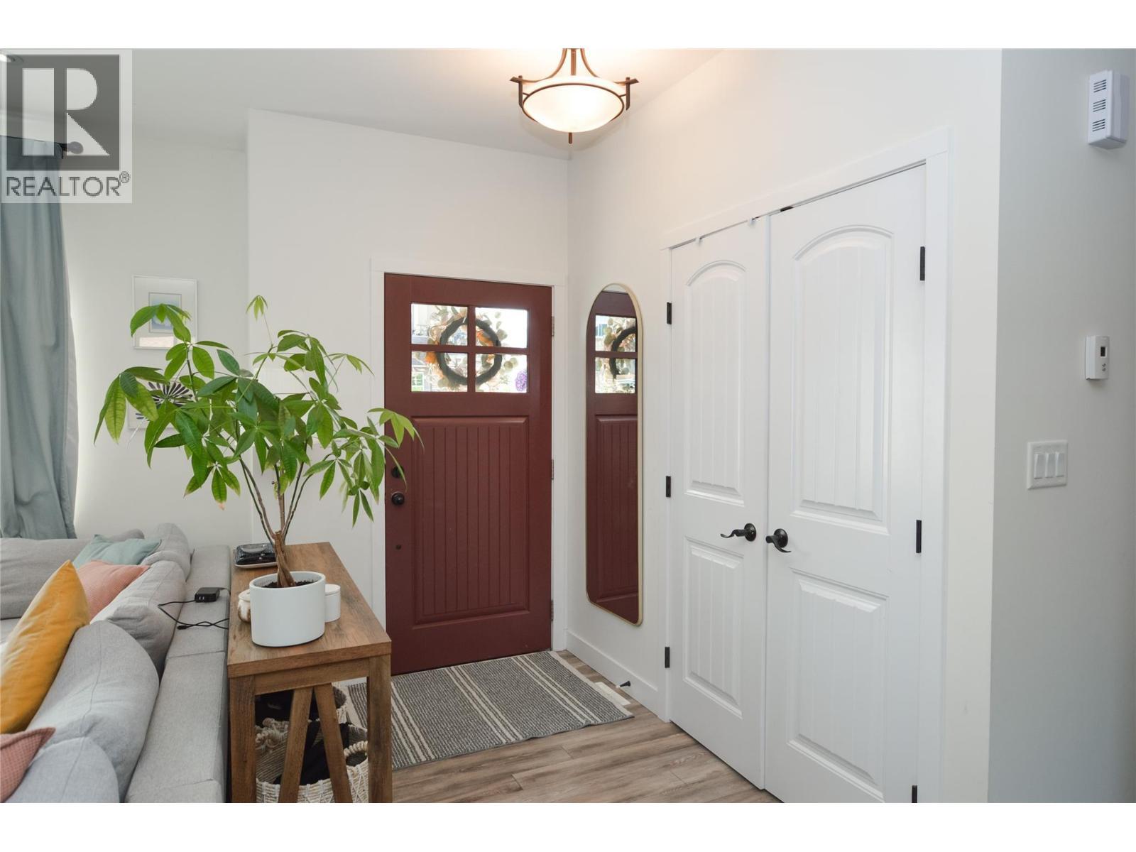 10126 Rand Street. Summerland, British Columbia