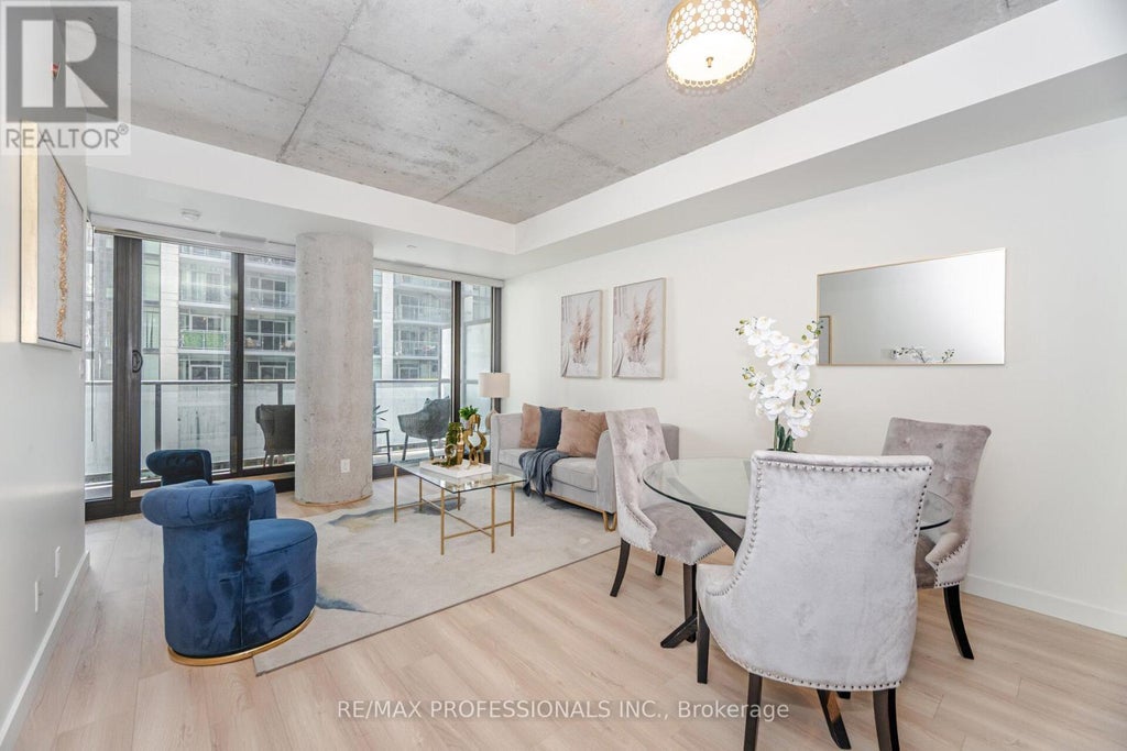 716 - 111 Bathurst Street, Toronto (waterfront Communities)