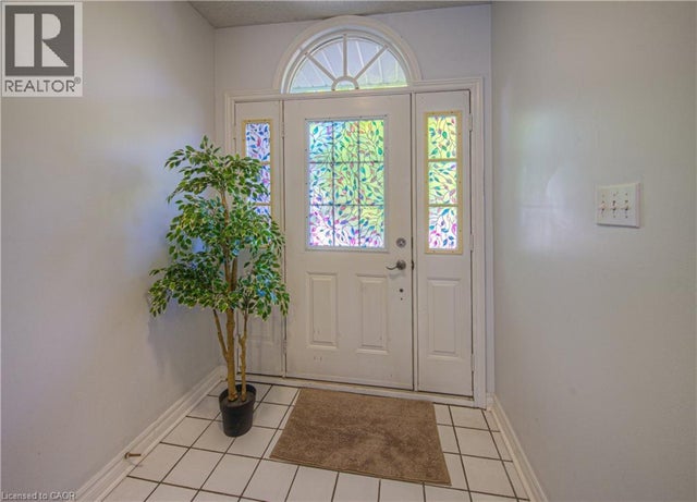 310 Christopher Drive Unit# 15, Cambridge