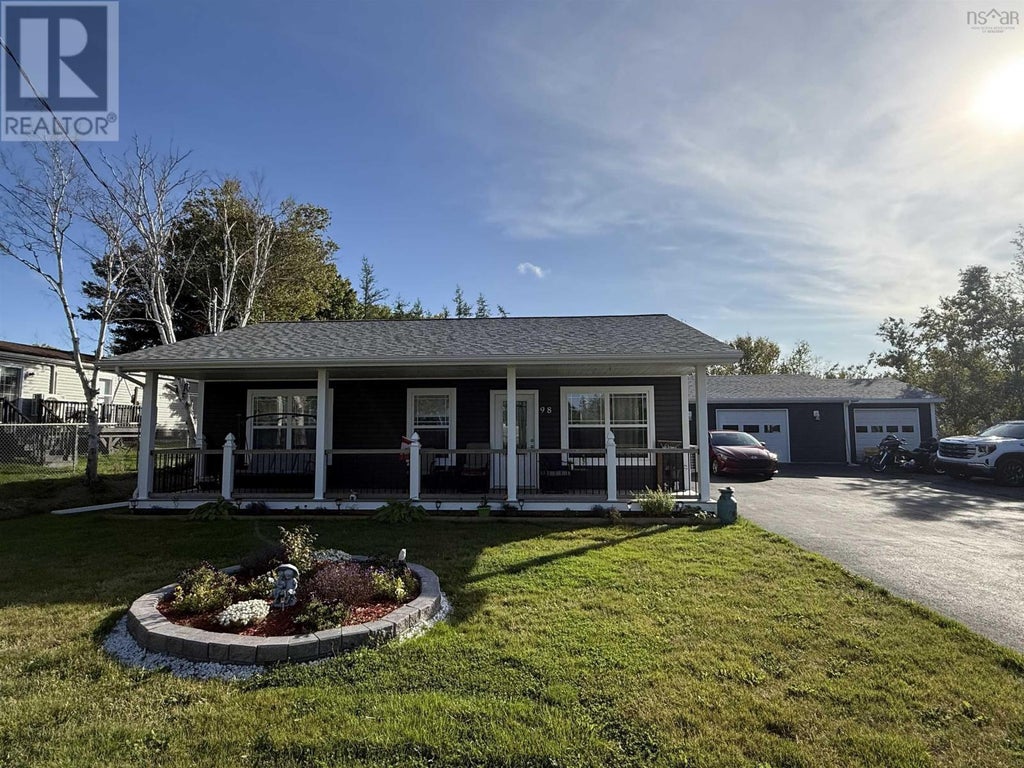 98 Daley Road, New Victoria