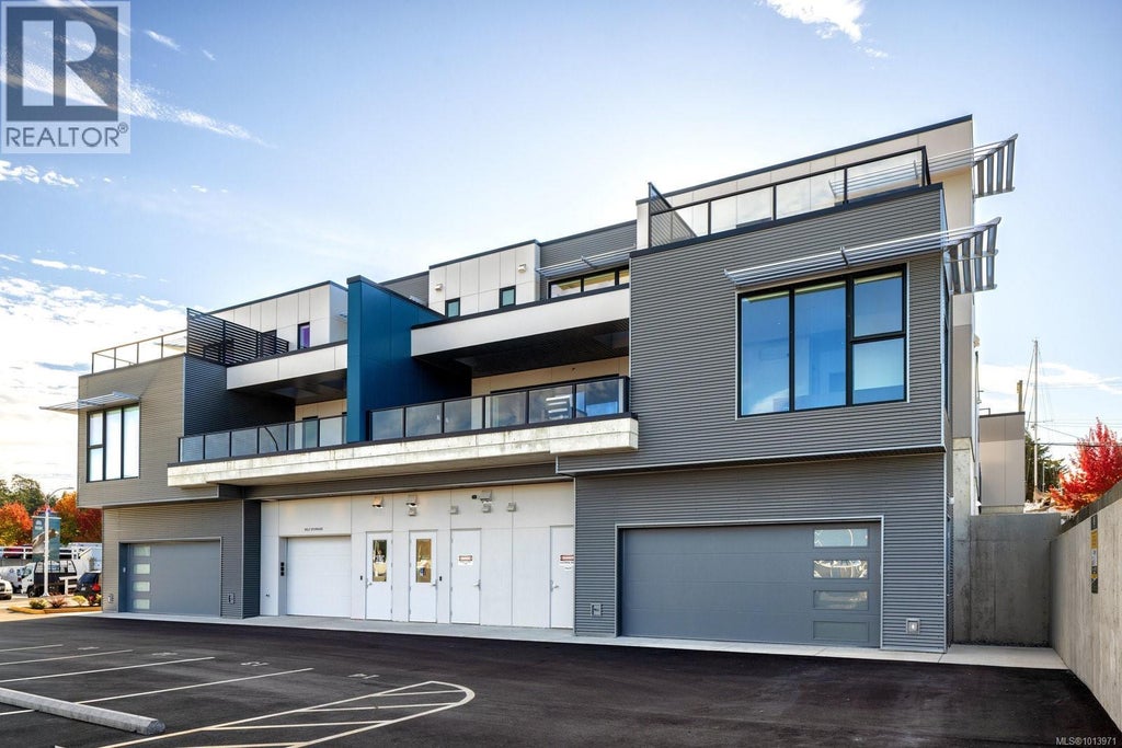 201 2270 Harbour Road, Sidney