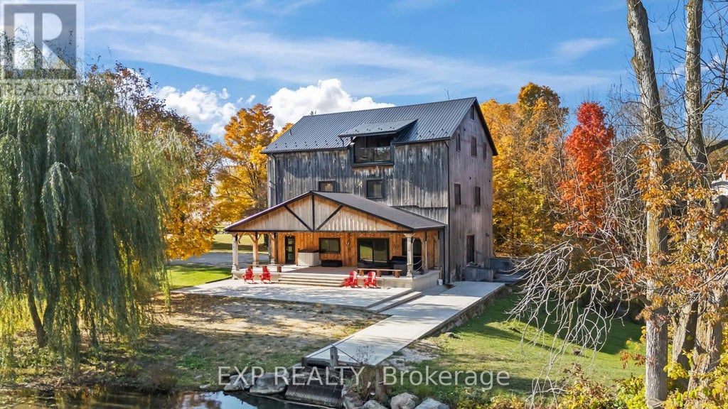 33 Andrew Street, South Bruce