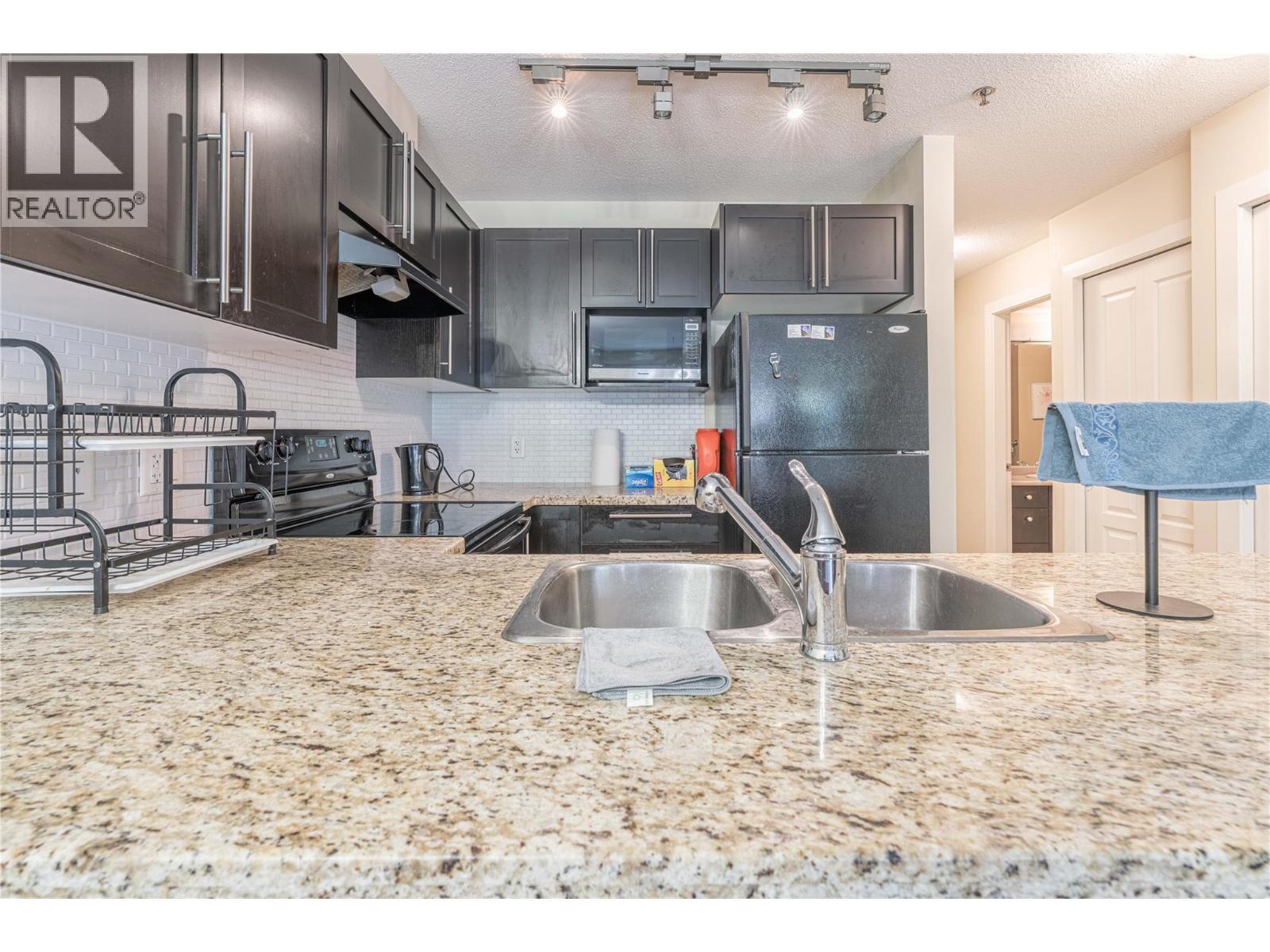 1089 Sunset Drive Unit# 218. Kelowna, British Columbia