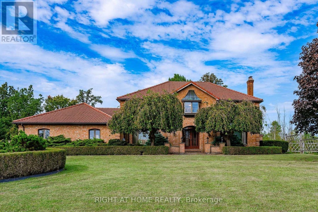 2650 Garrison Road, Fort Erie (bertie Ridge)