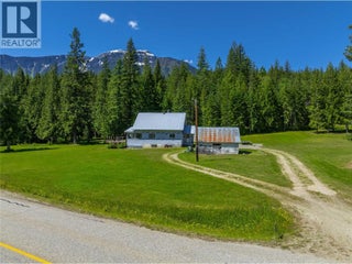 1734 Mt Begbie Road. Revelstoke, British Columbia