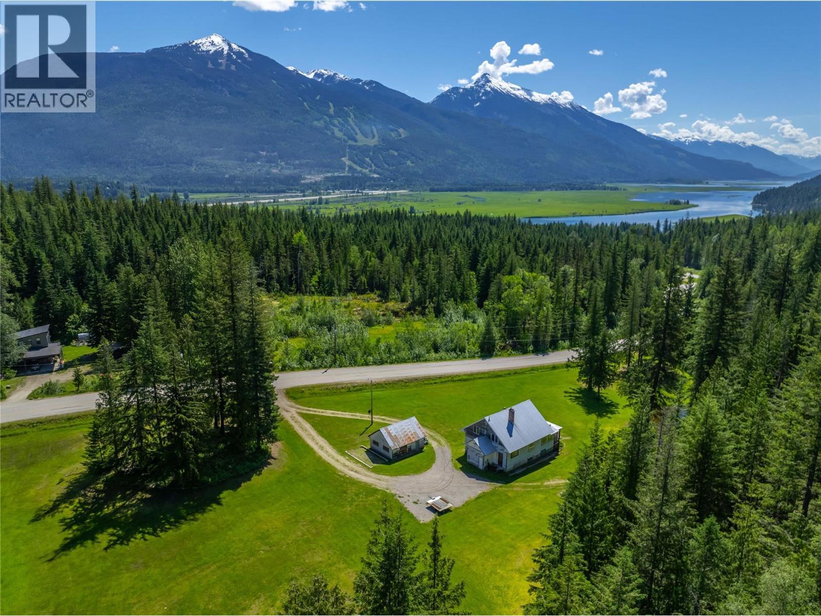 1734 Mt Begbie Road. Revelstoke, British Columbia