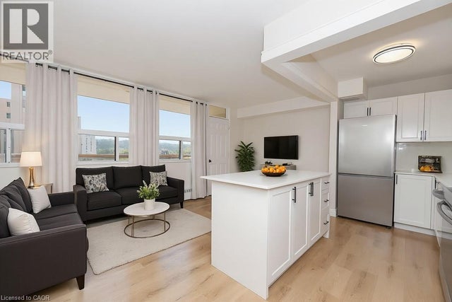 15 Nicklaus Drive Unit# 605, Hamilton