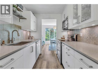 1056 Bernard Avenue Unit# 216. Kelowna, British Columbia