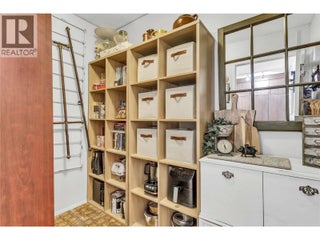 1056 Bernard Avenue Unit# 216. Kelowna, British Columbia