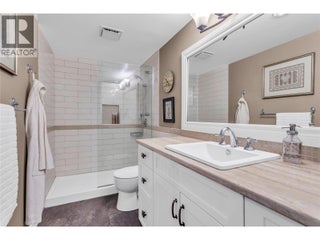 1056 Bernard Avenue Unit# 216. Kelowna, British Columbia