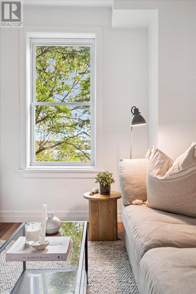 67 Grove Street, Guelph (st. George's)