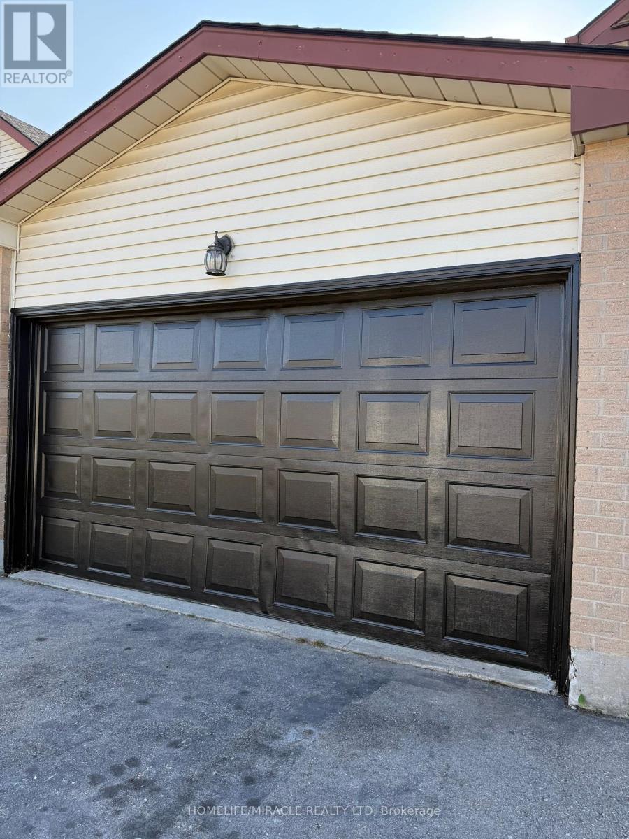 128 Stonyburn Crescent, Cambridge