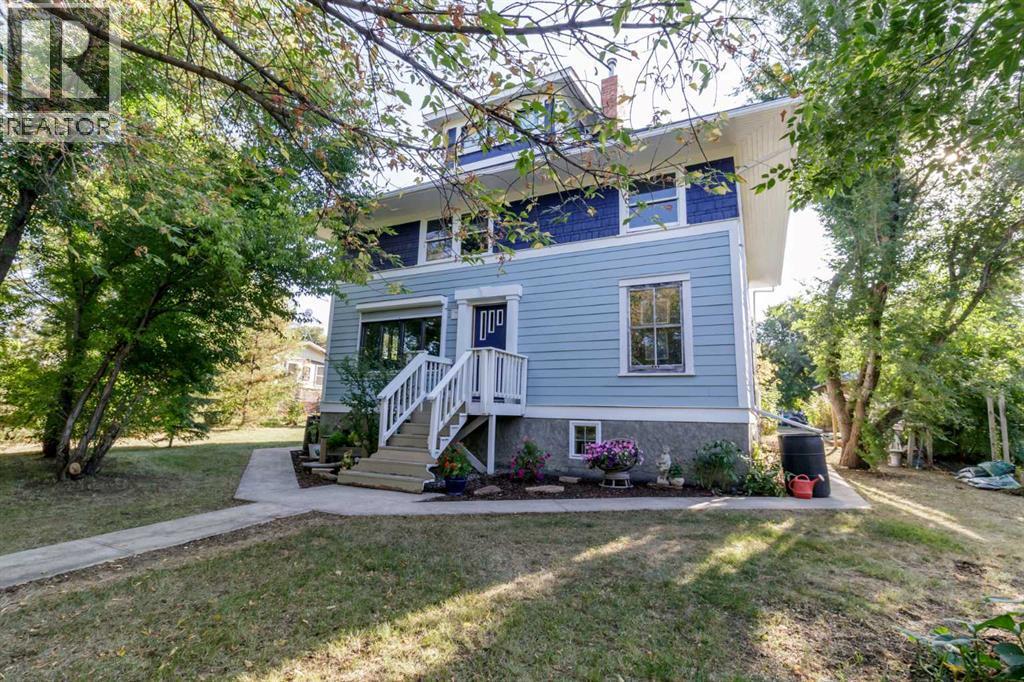 210 Wacker Avenue W, Swalwell