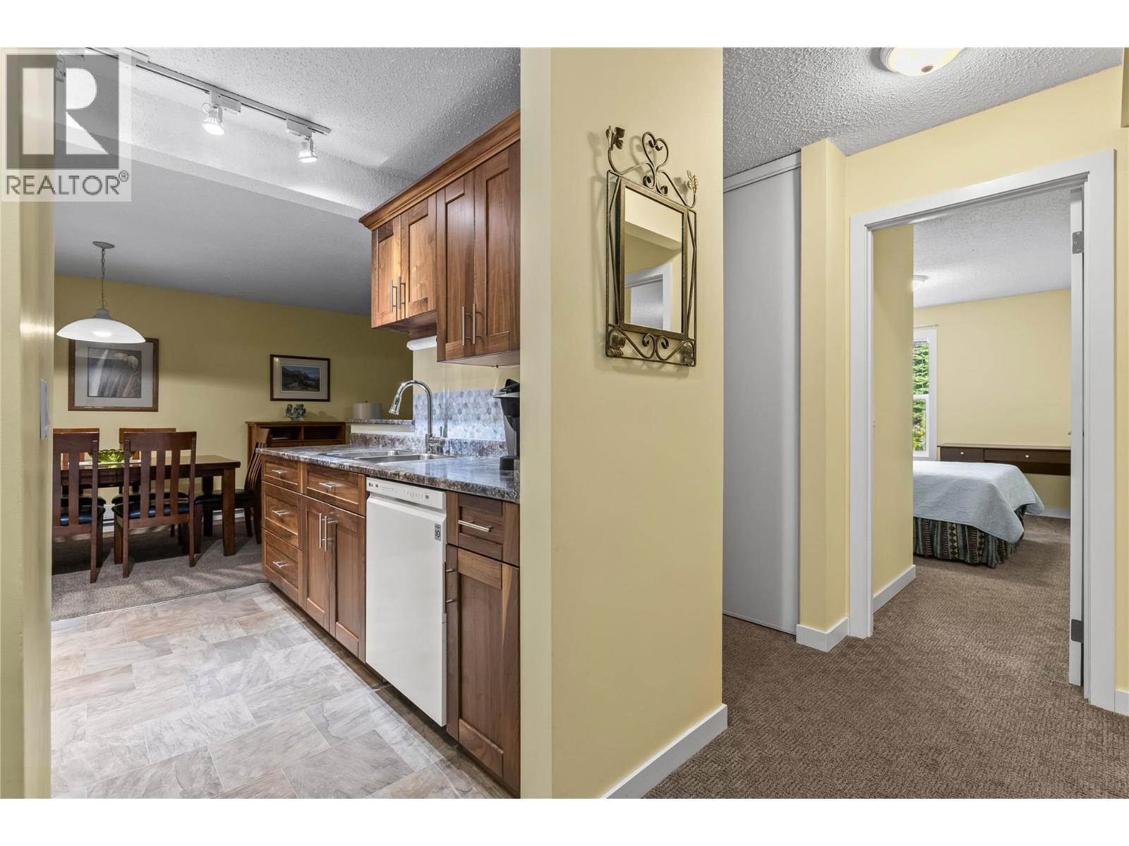 60 Wolverine Road Unit# 413. Big White, British Columbia