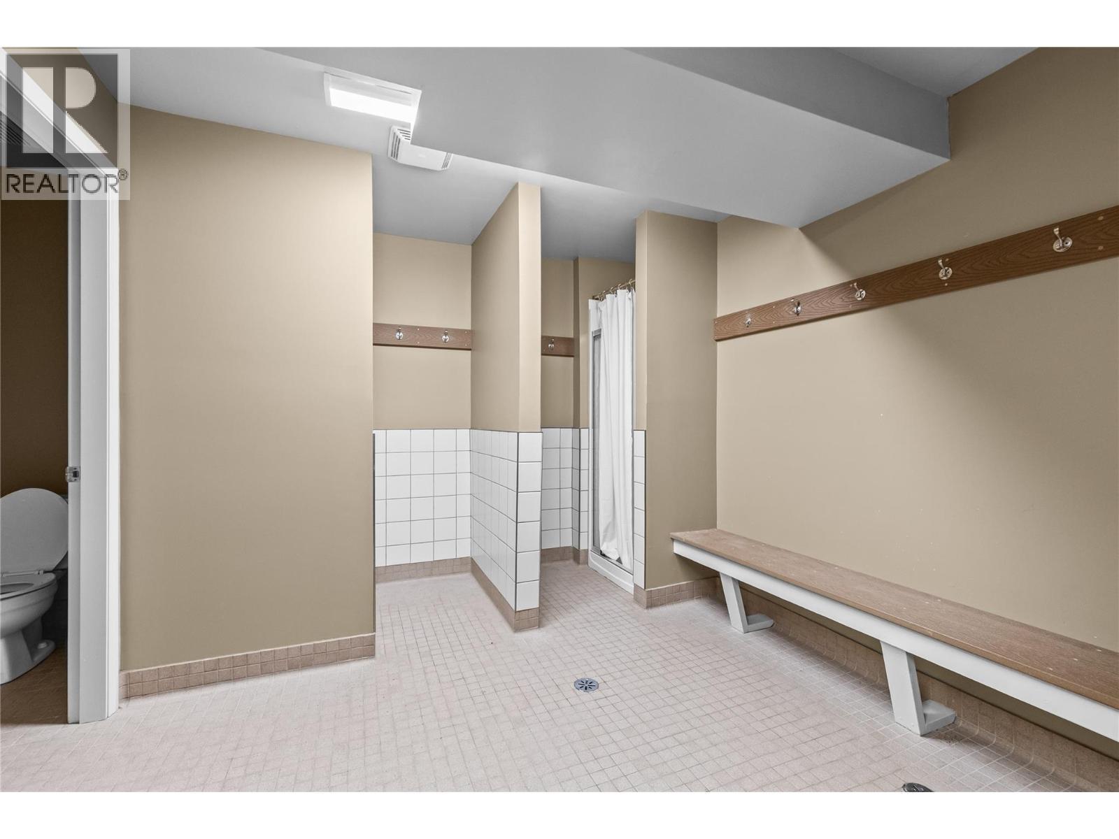 60 Wolverine Road Unit# 413. Big White, British Columbia