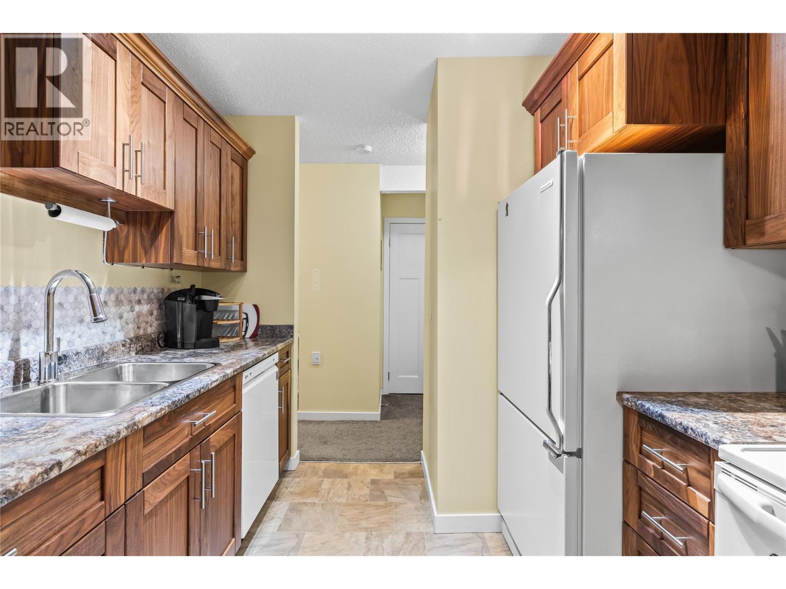 60 Wolverine Road Unit# 413. Big White, British Columbia