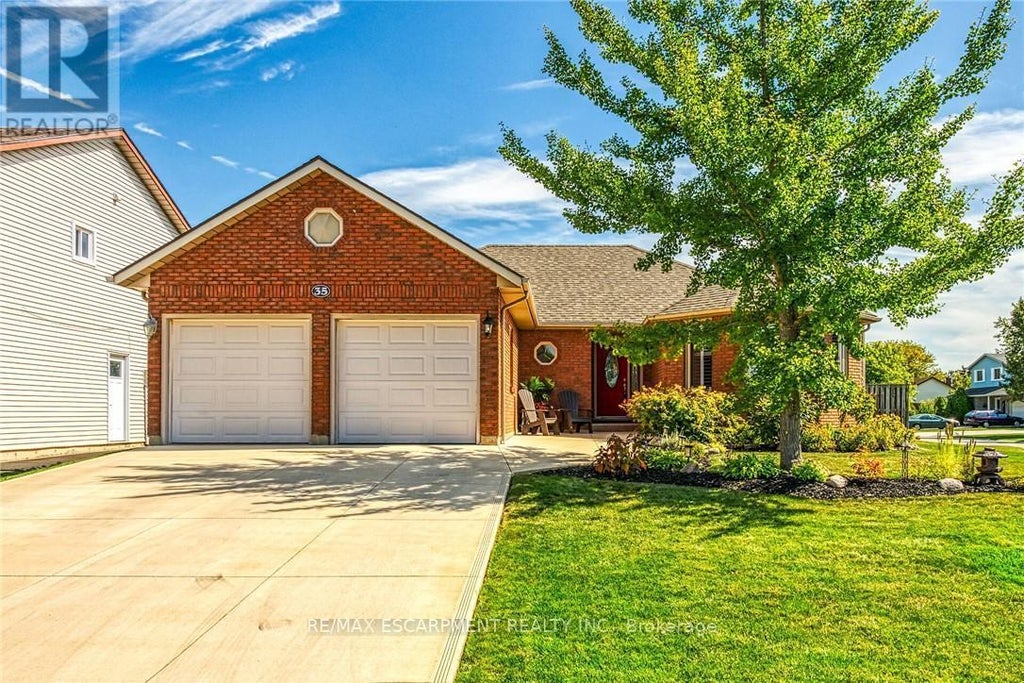 35 Highland Boulevard, Haldimand