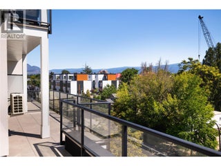 604 Cawston Avenue Unit# 415. Kelowna, British Columbia